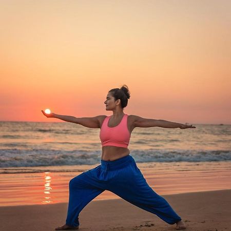 Kranti Yoga Tradition - Beach Resort Patnem Beach Bagian luar foto