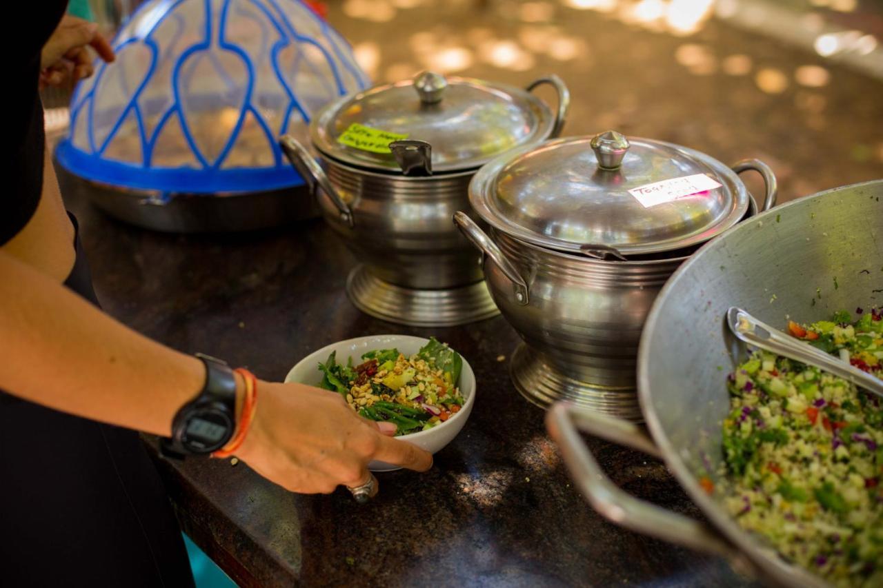 Kranti Yoga Tradition - Beach Resort Patnem Beach Bagian luar foto